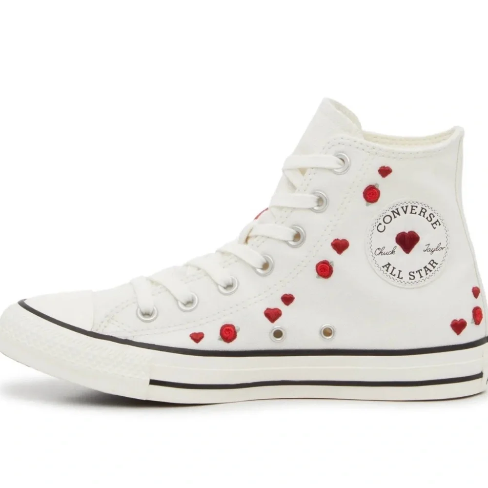 SOLD. NIB Converse All Star White Sneakers with Red Heart Details - Picture 1 of 9
